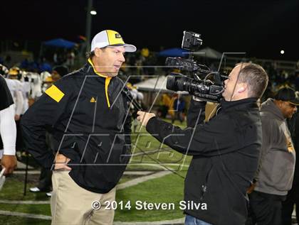 Thumbnail 1 in Edison (Fresno) vs. Oceanside (CIF SoCal Regional D1 Final) photogallery.