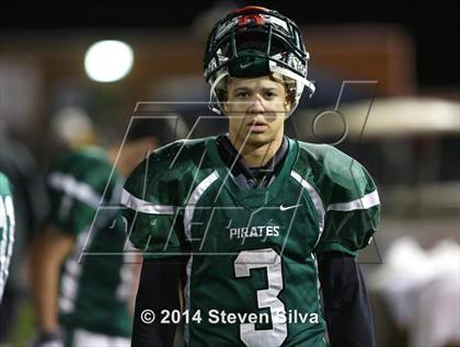 Thumbnail 2 in Edison (Fresno) vs. Oceanside (CIF SoCal Regional D1 Final) photogallery.