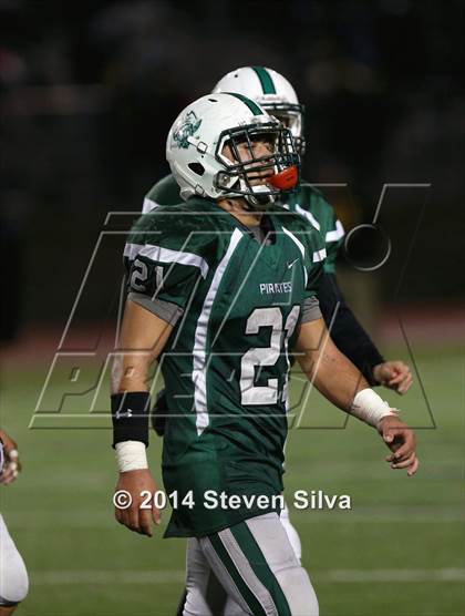 Thumbnail 3 in Edison (Fresno) vs. Oceanside (CIF SoCal Regional D1 Final) photogallery.