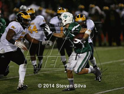 Thumbnail 1 in Edison (Fresno) vs. Oceanside (CIF SoCal Regional D1 Final) photogallery.
