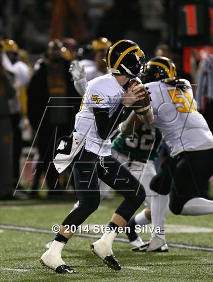 Thumbnail 1 in Edison (Fresno) vs. Oceanside (CIF SoCal Regional D1 Final) photogallery.