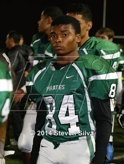 Thumbnail 3 in Edison (Fresno) vs. Oceanside (CIF SoCal Regional D1 Final) photogallery.