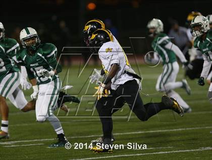 Thumbnail 2 in Edison (Fresno) vs. Oceanside (CIF SoCal Regional D1 Final) photogallery.