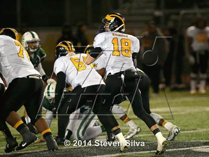 Thumbnail 3 in Edison (Fresno) vs. Oceanside (CIF SoCal Regional D1 Final) photogallery.