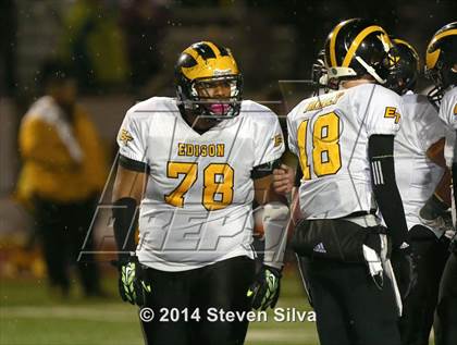 Thumbnail 3 in Edison (Fresno) vs. Oceanside (CIF SoCal Regional D1 Final) photogallery.