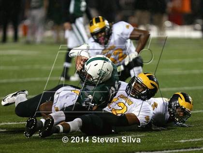 Thumbnail 3 in Edison (Fresno) vs. Oceanside (CIF SoCal Regional D1 Final) photogallery.