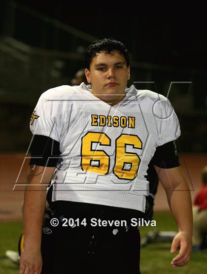 Thumbnail 3 in Edison (Fresno) vs. Oceanside (CIF SoCal Regional D1 Final) photogallery.