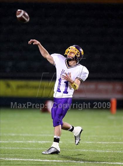 Thumbnail 1 in York vs. Notre Dame (Section 5 Class D Seminfinal) photogallery.