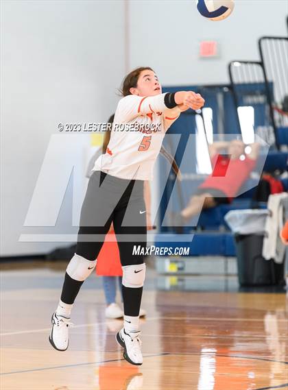 Thumbnail 1 in Somerset @ Karnes City (Hondo Volleyball Tournament) photogallery.