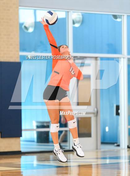 Thumbnail 1 in Somerset @ Karnes City (Hondo Volleyball Tournament) photogallery.