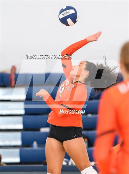 Thumbnail 1 in Somerset @ Karnes City (Hondo Volleyball Tournament) photogallery.