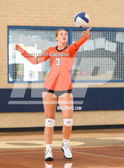 Thumbnail 2 in Somerset @ Karnes City (Hondo Volleyball Tournament) photogallery.