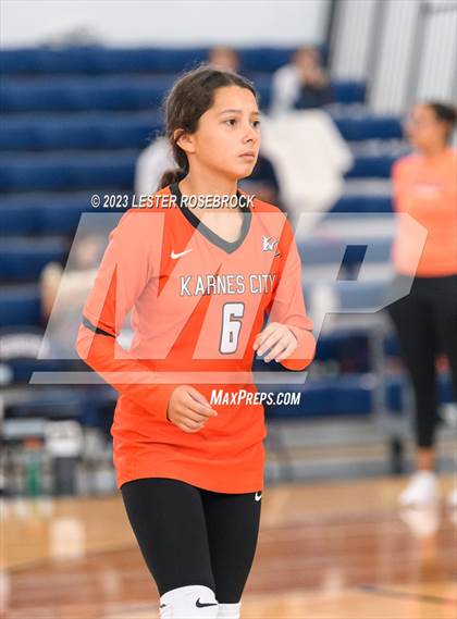 Thumbnail 1 in Somerset @ Karnes City (Hondo Volleyball Tournament) photogallery.