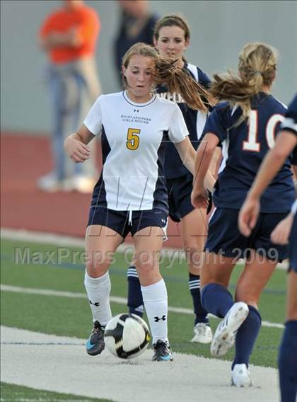 Thumbnail 1 in Wakeland vs Highland Park (Class 4A, Region II quarterfinals) photogallery.