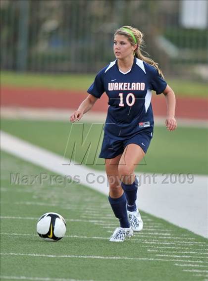Thumbnail 3 in Wakeland vs Highland Park (Class 4A, Region II quarterfinals) photogallery.