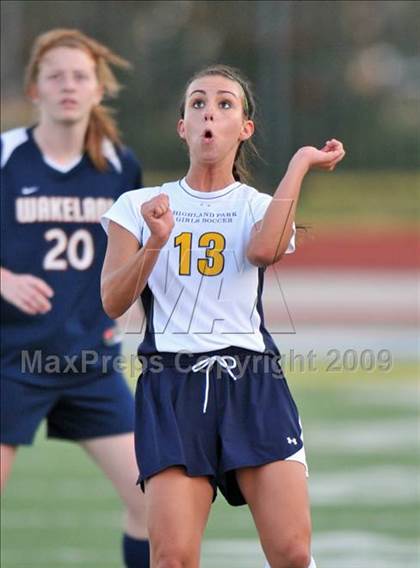 Thumbnail 2 in Wakeland vs Highland Park (Class 4A, Region II quarterfinals) photogallery.