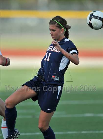 Thumbnail 1 in Wakeland vs Highland Park (Class 4A, Region II quarterfinals) photogallery.