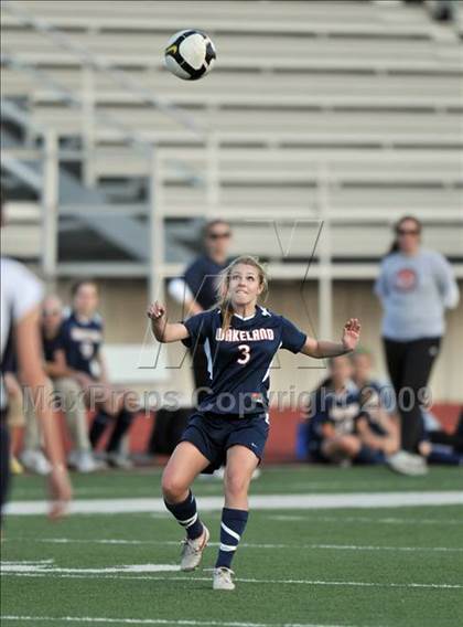 Thumbnail 1 in Wakeland vs Highland Park (Class 4A, Region II quarterfinals) photogallery.