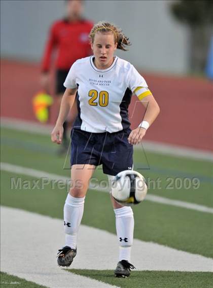 Thumbnail 3 in Wakeland vs Highland Park (Class 4A, Region II quarterfinals) photogallery.