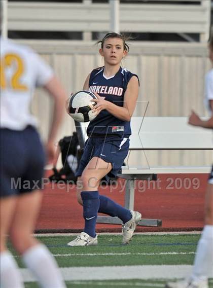 Thumbnail 1 in Wakeland vs Highland Park (Class 4A, Region II quarterfinals) photogallery.