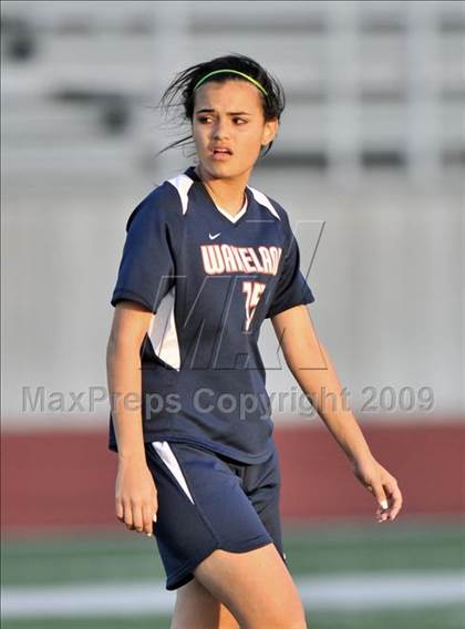 Thumbnail 3 in Wakeland vs Highland Park (Class 4A, Region II quarterfinals) photogallery.