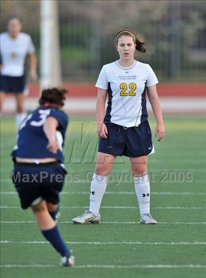 Thumbnail 2 in Wakeland vs Highland Park (Class 4A, Region II quarterfinals) photogallery.