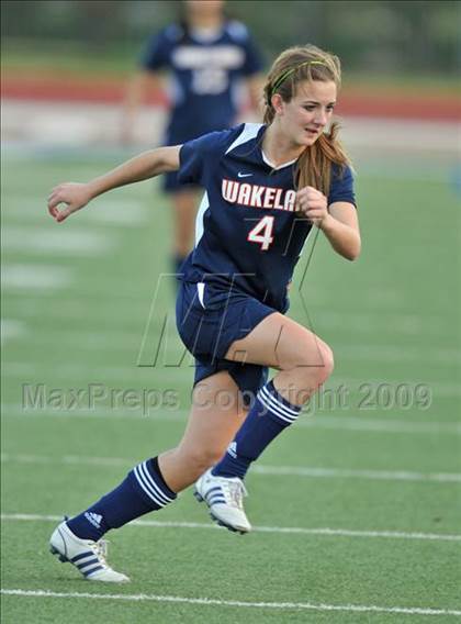 Thumbnail 1 in Wakeland vs Highland Park (Class 4A, Region II quarterfinals) photogallery.