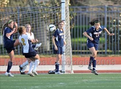 Thumbnail 3 in Wakeland vs Highland Park (Class 4A, Region II quarterfinals) photogallery.