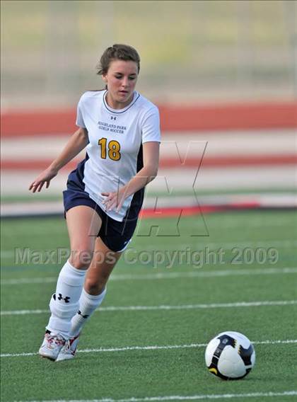 Thumbnail 3 in Wakeland vs Highland Park (Class 4A, Region II quarterfinals) photogallery.