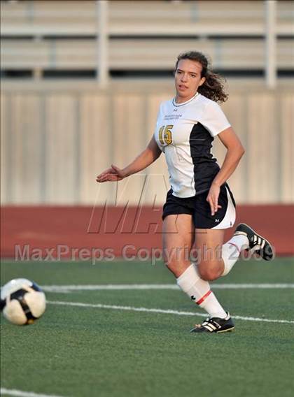 Thumbnail 2 in Wakeland vs Highland Park (Class 4A, Region II quarterfinals) photogallery.