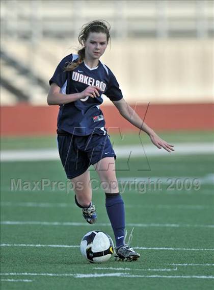 Thumbnail 3 in Wakeland vs Highland Park (Class 4A, Region II quarterfinals) photogallery.