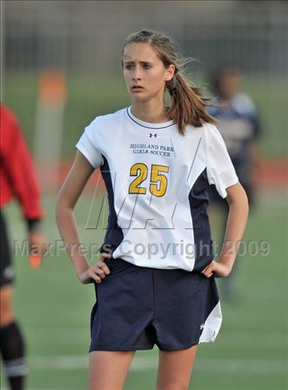 Thumbnail 1 in Wakeland vs Highland Park (Class 4A, Region II quarterfinals) photogallery.