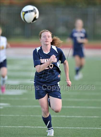 Thumbnail 1 in Wakeland vs Highland Park (Class 4A, Region II quarterfinals) photogallery.