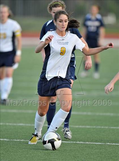 Thumbnail 1 in Wakeland vs Highland Park (Class 4A, Region II quarterfinals) photogallery.