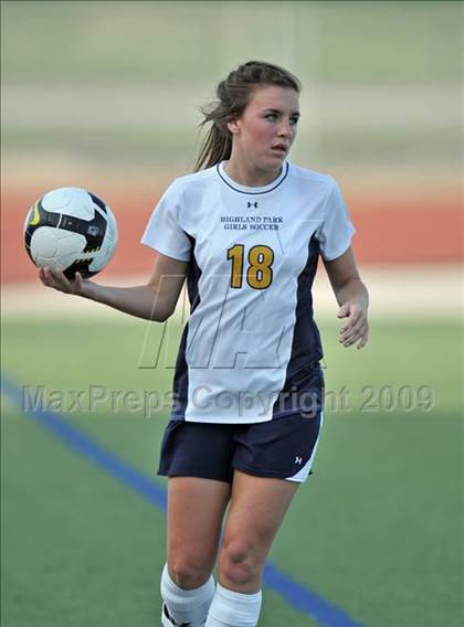 Thumbnail 3 in Wakeland vs Highland Park (Class 4A, Region II quarterfinals) photogallery.