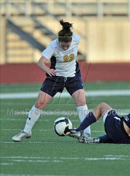 Thumbnail 2 in Wakeland vs Highland Park (Class 4A, Region II quarterfinals) photogallery.