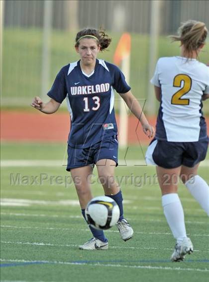 Thumbnail 1 in Wakeland vs Highland Park (Class 4A, Region II quarterfinals) photogallery.