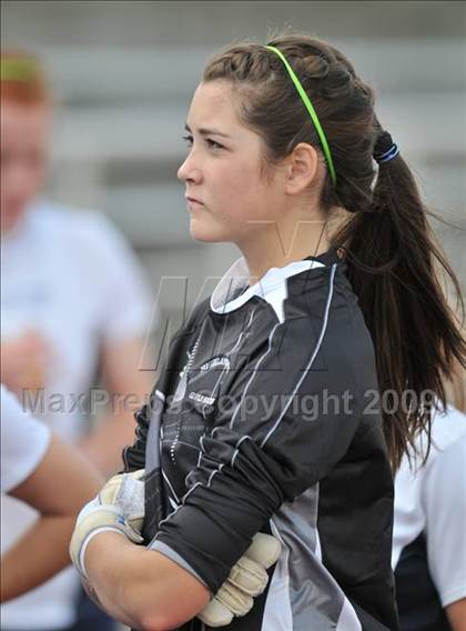 Thumbnail 1 in Wakeland vs Highland Park (Class 4A, Region II quarterfinals) photogallery.