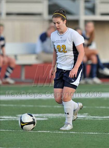 Thumbnail 2 in Wakeland vs Highland Park (Class 4A, Region II quarterfinals) photogallery.