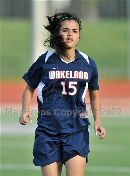Thumbnail 2 in Wakeland vs Highland Park (Class 4A, Region II quarterfinals) photogallery.