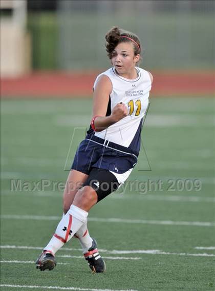 Thumbnail 1 in Wakeland vs Highland Park (Class 4A, Region II quarterfinals) photogallery.