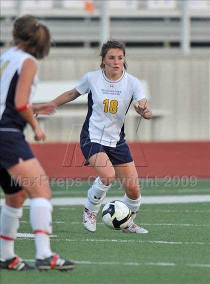 Thumbnail 3 in Wakeland vs Highland Park (Class 4A, Region II quarterfinals) photogallery.