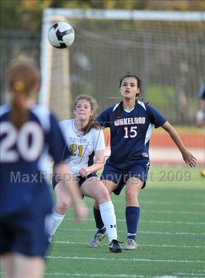 Thumbnail 3 in Wakeland vs Highland Park (Class 4A, Region II quarterfinals) photogallery.