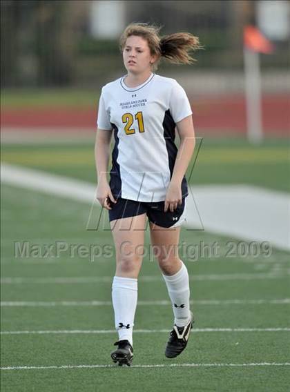 Thumbnail 2 in Wakeland vs Highland Park (Class 4A, Region II quarterfinals) photogallery.