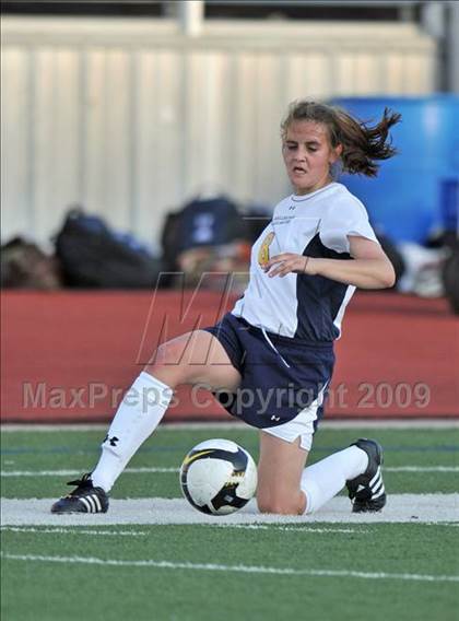 Thumbnail 1 in Wakeland vs Highland Park (Class 4A, Region II quarterfinals) photogallery.