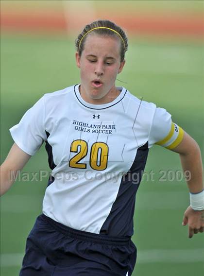 Thumbnail 2 in Wakeland vs Highland Park (Class 4A, Region II quarterfinals) photogallery.