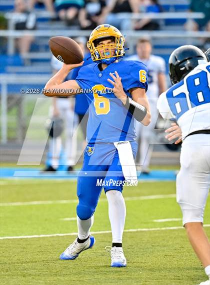 Thumbnail 2 in JV: Greenfield-Central vs Eastern Hancock photogallery.