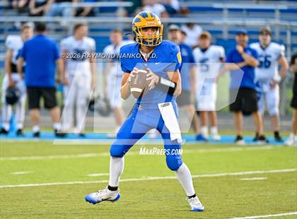 Thumbnail 2 in JV: Greenfield-Central vs Eastern Hancock photogallery.