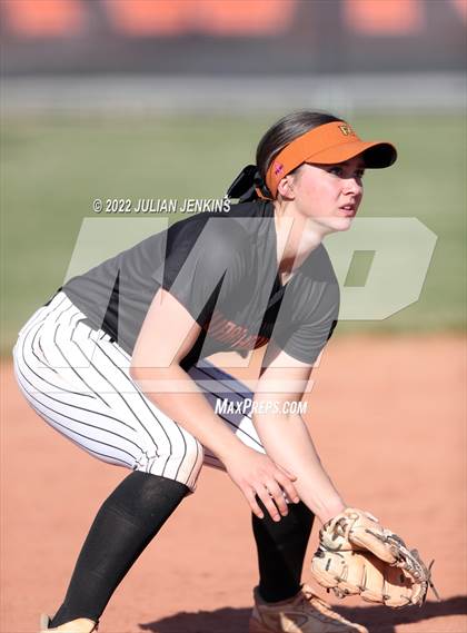 Thumbnail 3 in Bishop Kelly @ Ridgevue photogallery.