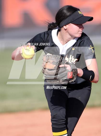 Thumbnail 3 in Bishop Kelly @ Ridgevue photogallery.